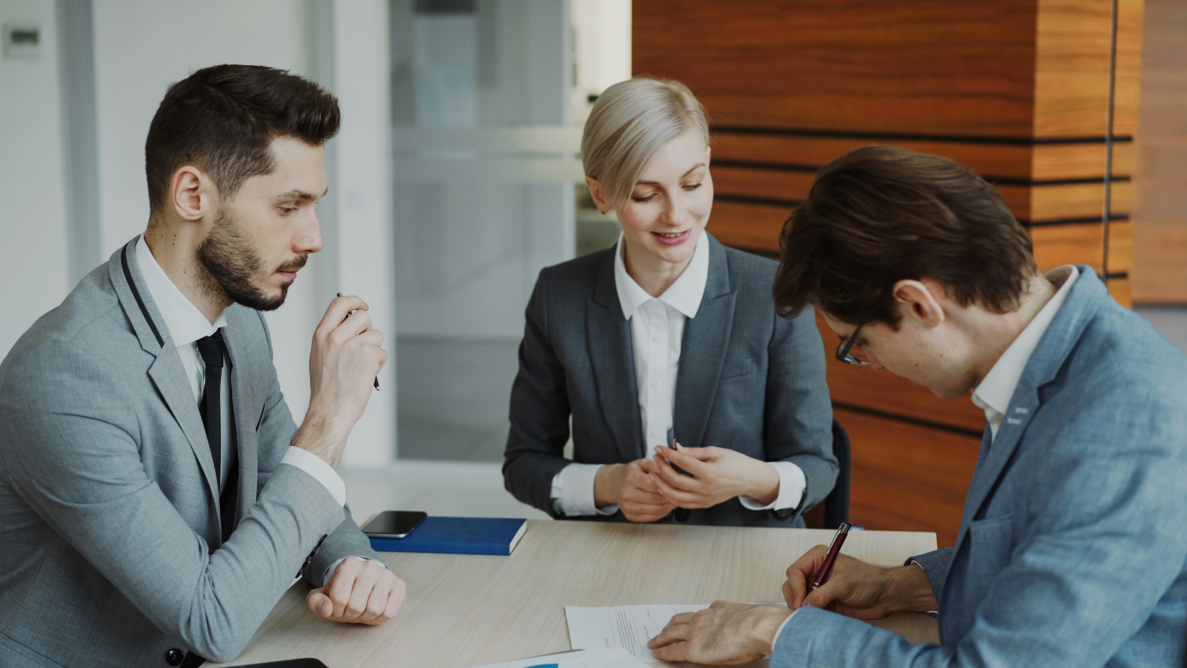 Toronto, ON, Canada corporate manager hr using courier volumetric weight & pricing engine