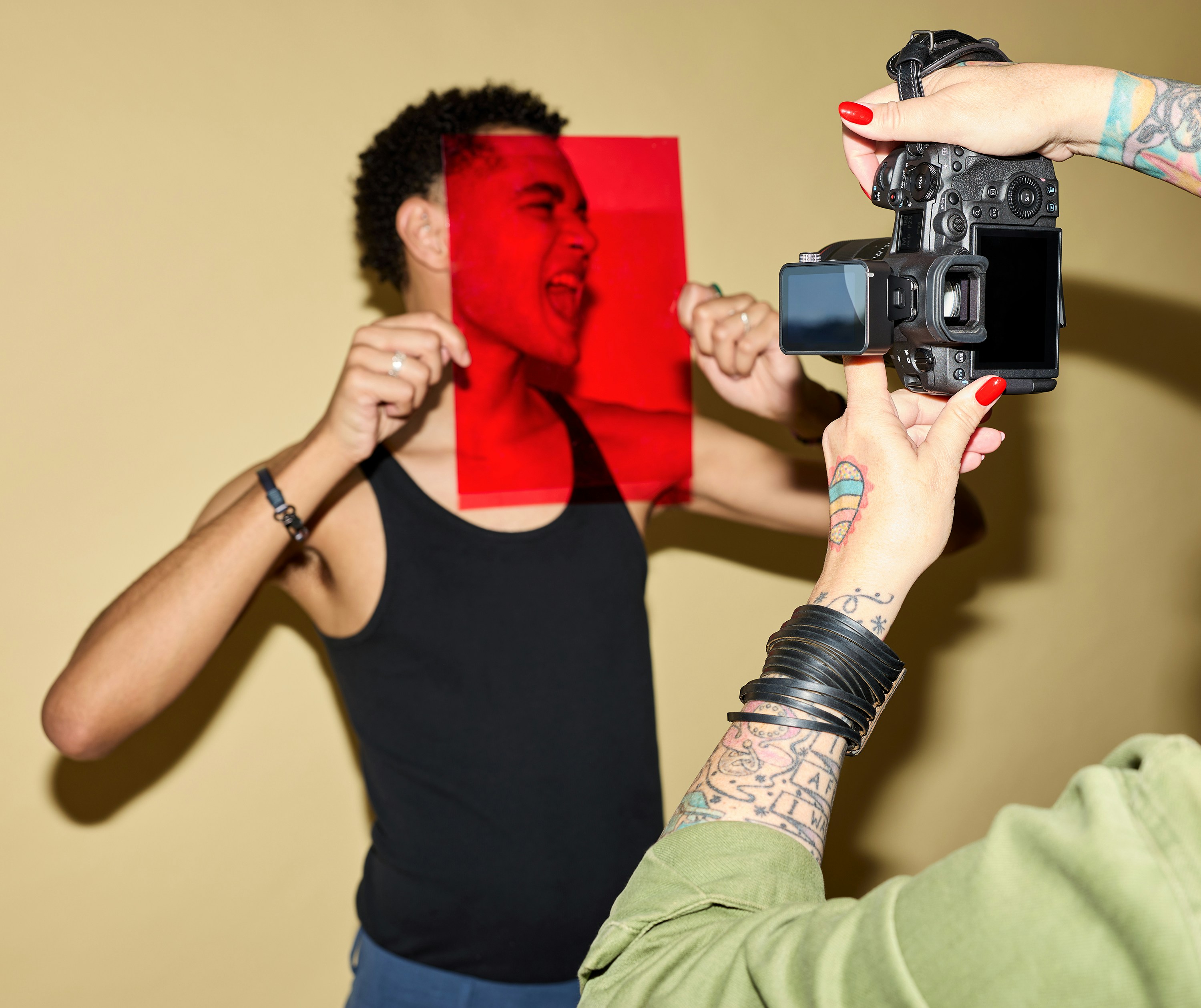 Local photographer camera lens exif using vantix photo shield